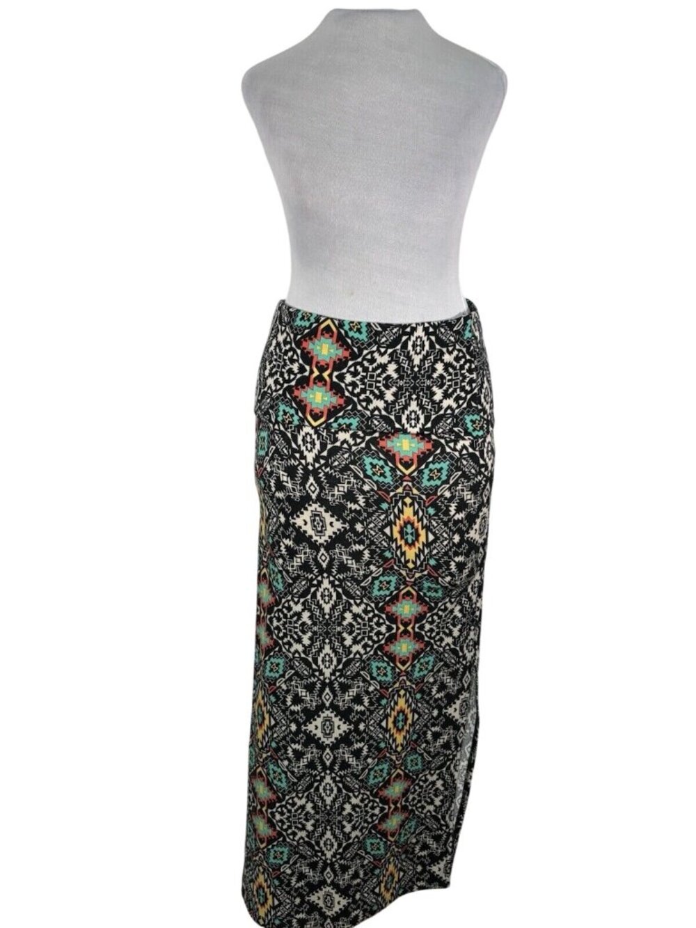 Charlotte Russe Bohemian Print Geometric Pattern Maxi Skirt Medium Multicolor